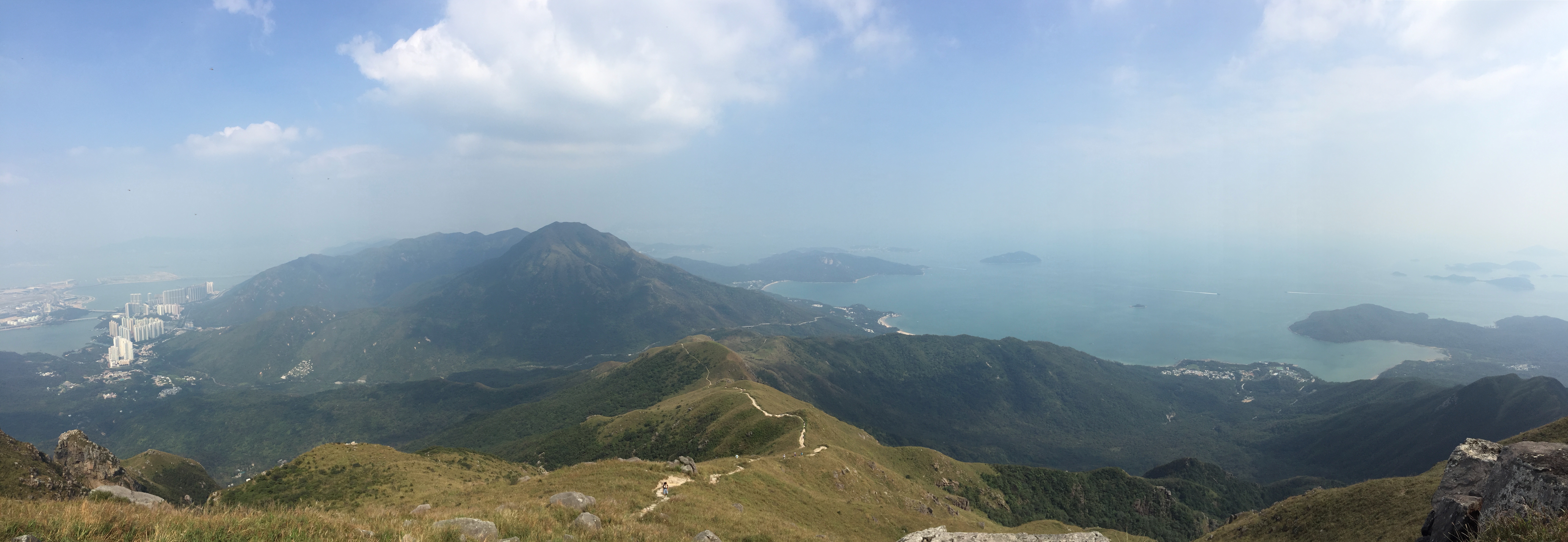 Visiting Hong Kong During The Protests Here Are Some Tips Things To Know The Wandering Walker