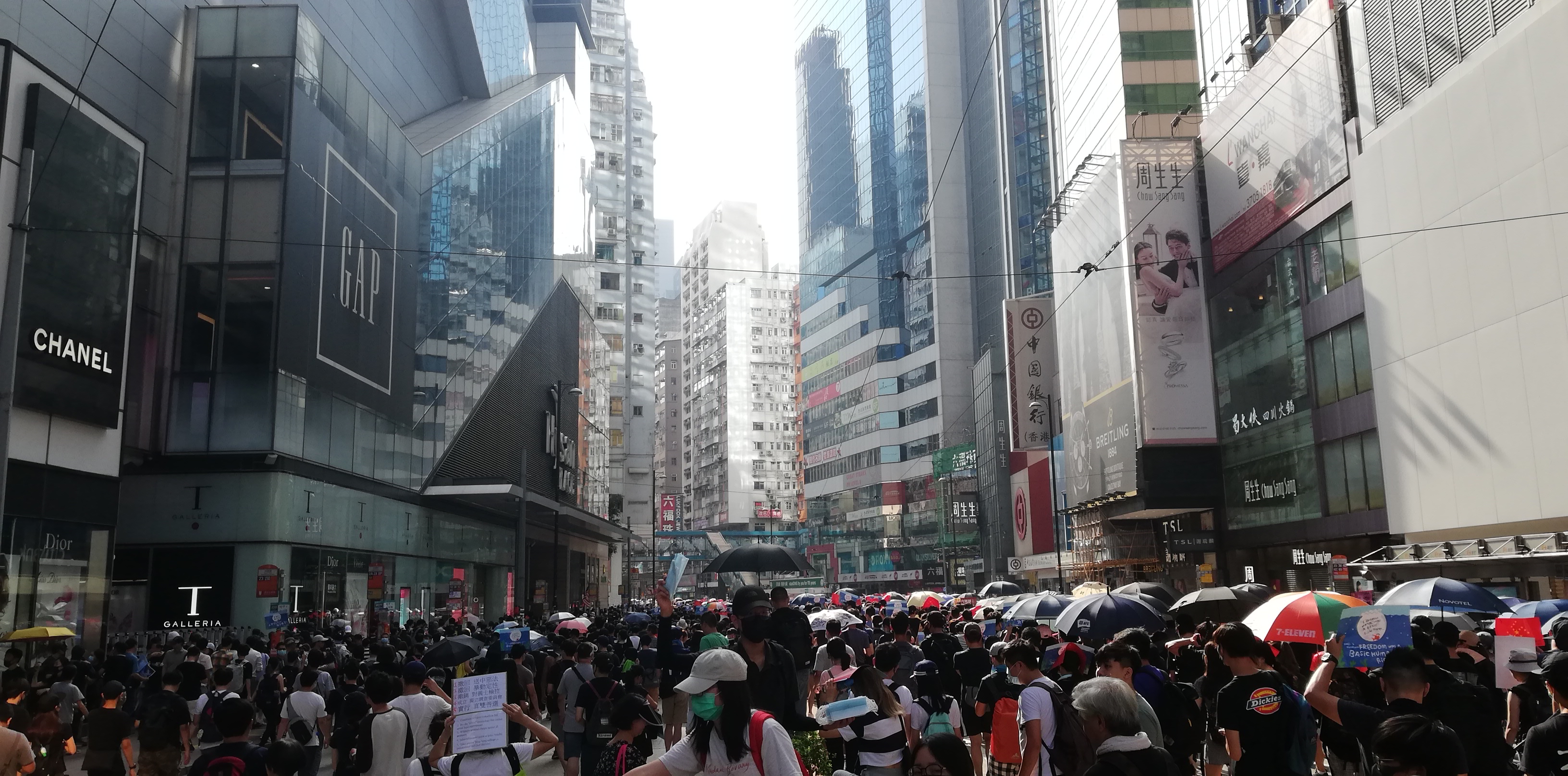 Visiting Hong Kong During The Protests Here Are Some Tips Things To Know The Wandering Walker